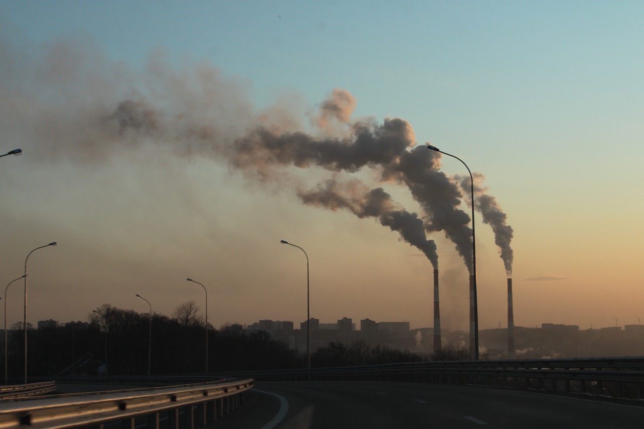 découvrez l'impact des émissions de gaz à effet de serre sur notre environnement. explorez les causes, les conséquences et les solutions pour réduire ces émissions et lutter contre le changement climatique.